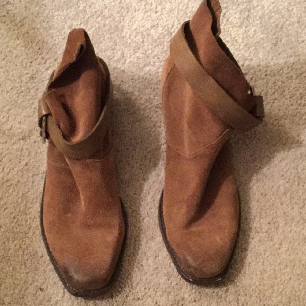 Joe’s Jeans Brown Suede Booties. Size 10.